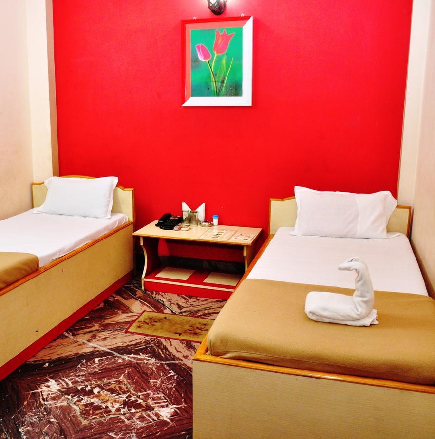 Aastha Hotel Rourkela ภายนอก รูปภาพ