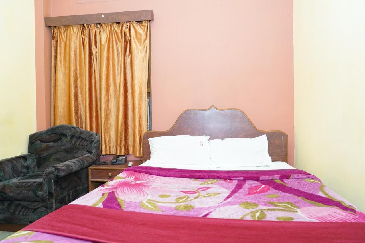Aastha Hotel Rourkela ภายนอก รูปภาพ