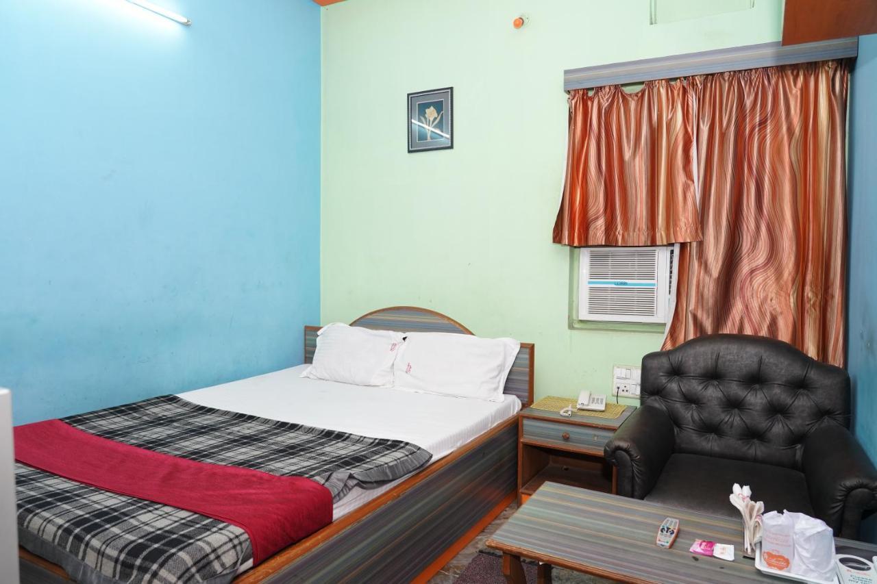Aastha Hotel Rourkela ภายนอก รูปภาพ
